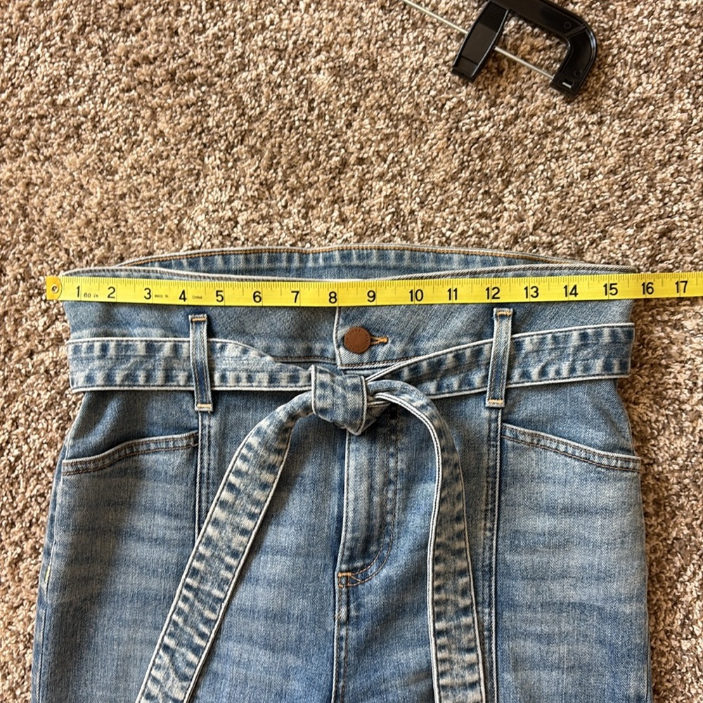 Alice + Olivia Light Blue Ankle Jeans - Picture 9 of 11